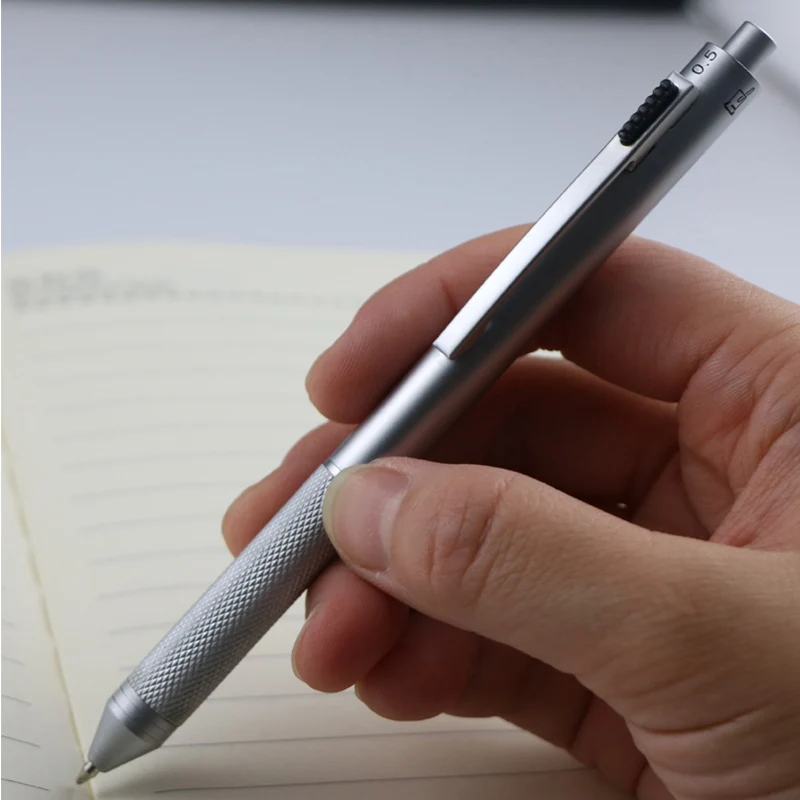 고급 금속 여러 가지 빛깔의 볼펜, 4 In 1 볼펜, 0.7mm 검정 및 파랑 빨강 리필 및 연필심, 학교 필기구