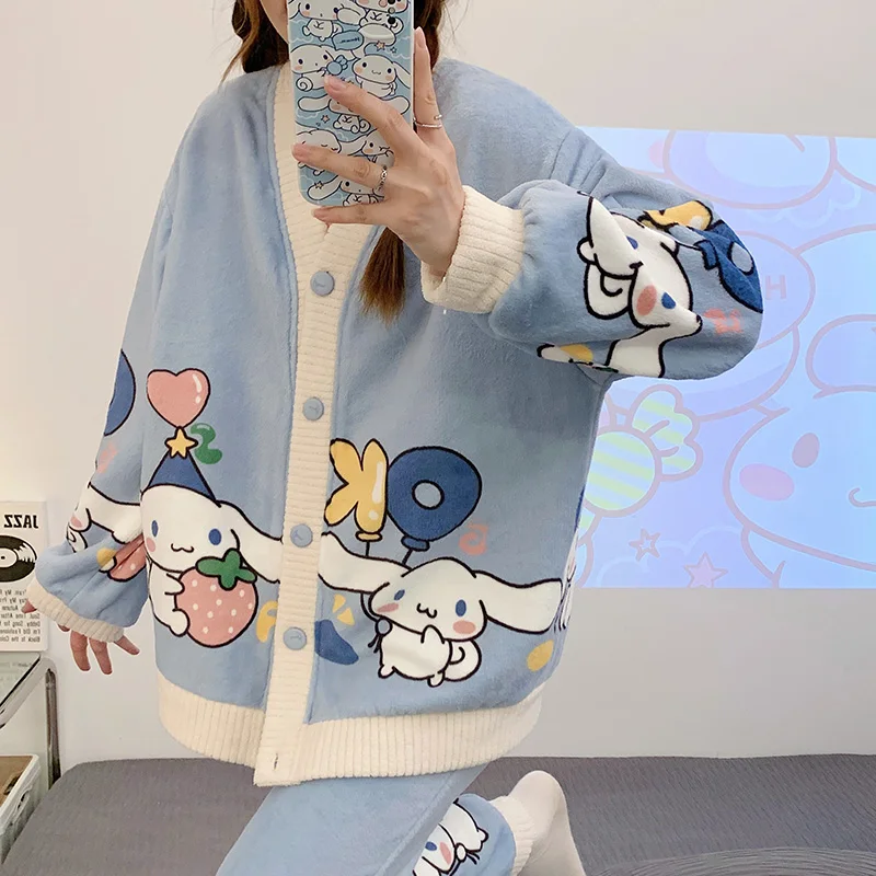 카와이 산리오 쿠로미 여성 시나모롤 따뜻한 파자마, 두꺼운 산호 플란넬, 만화 애니메이션 파자마, 홈 세트 재킷, 겨울 title=카와이 산리오 쿠로미 여성 시나모롤 따뜻한 파자마, 두꺼운 산호 플란넬, 만화 애니메이션 파자마, 홈 세트 재킷, 겨울 