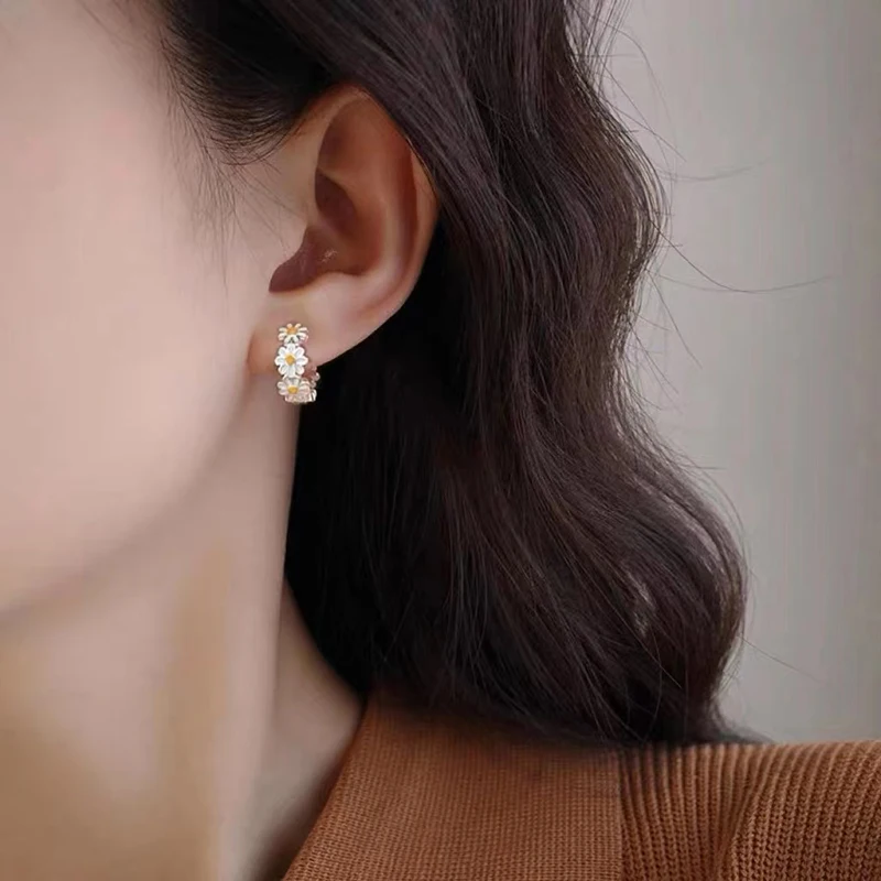 925 스털링 실버 데이지 귀걸이, 유행 식물 기질 귀걸이, 여성 생일 선물, 고급 주얼리