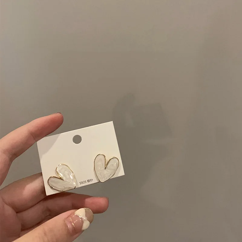 2023 프렌치 레트로 하트 스터드 귀걸이, 한국 소녀 러브 드롭 글레이즈, 미적 일상 생활 미니멀리스트 패션 쥬얼리 선물