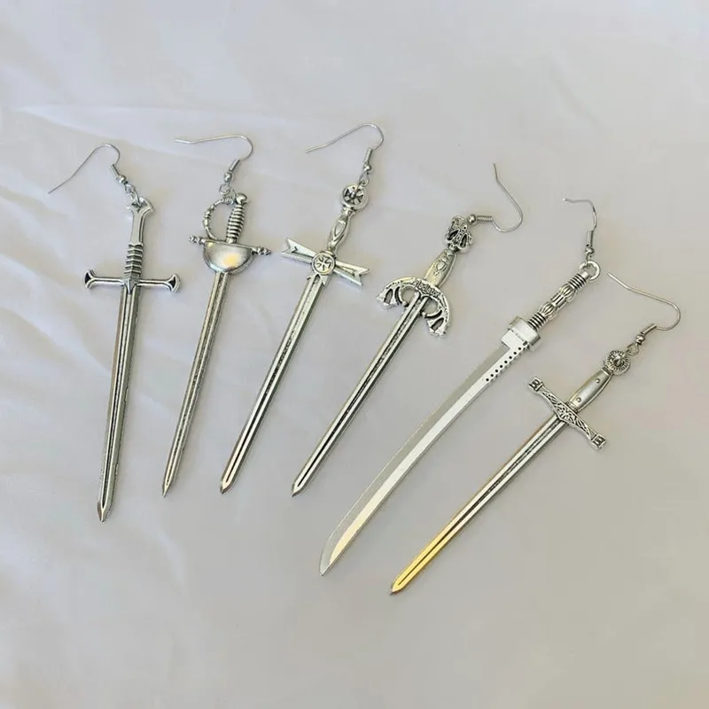실버 컬러 클래식 귀걸이, 모든 종류의 큰 검 패션 주얼리, 참신한 매력, 여성 남성 선물, 고딕 신비로운 title=실버 컬러 클래식 귀걸이, 모든 종류의 큰 검 패션 주얼리, 참신한 매력, 여성 남성 선물, 고딕 신비로운 