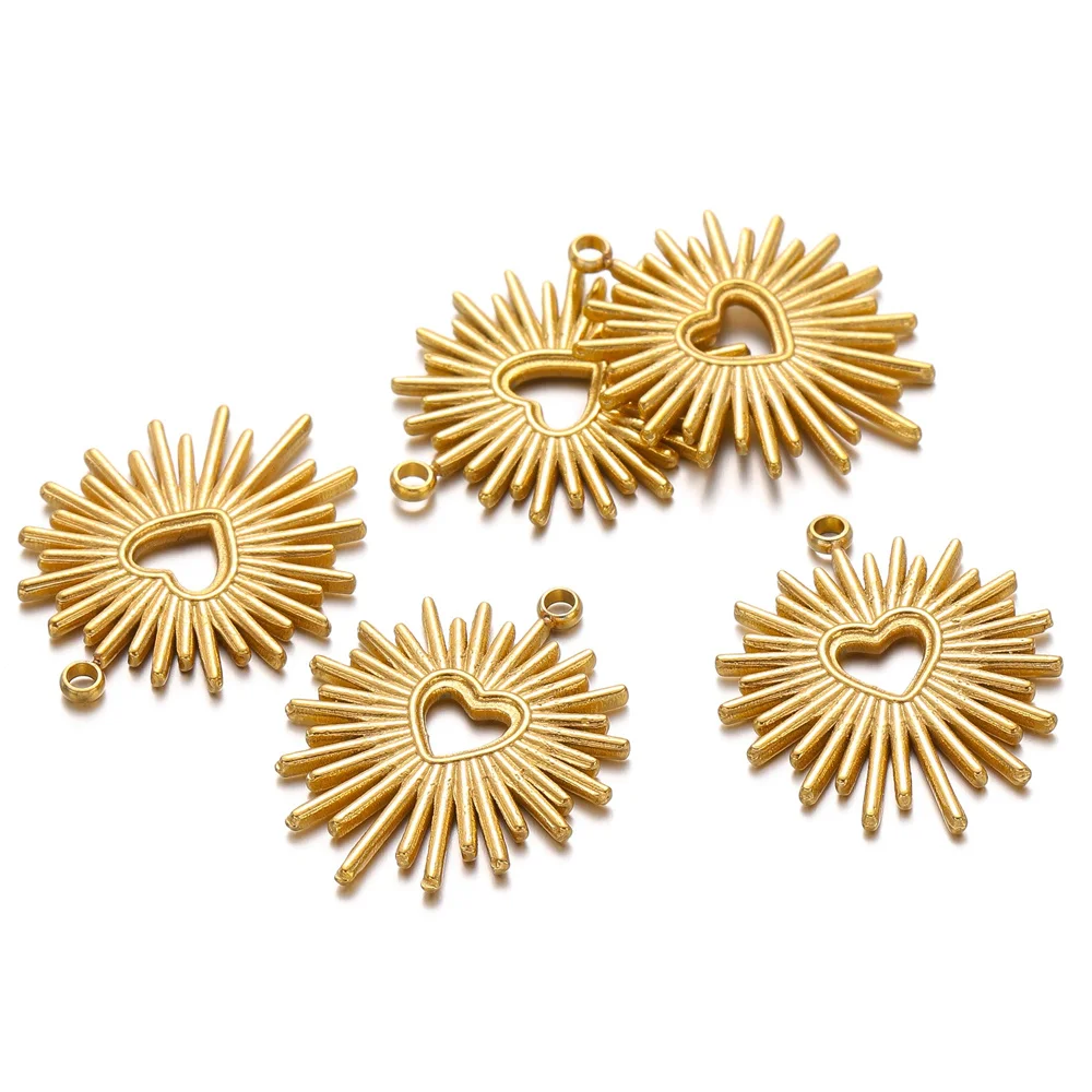 여성을 위한 스테인레스 스틸 보헤미안 발사 펜던트, 목걸이 도금 골드 러브 하트 매력 DIY 쥬얼리 결과 도매, 5 개 title=여성을 위한 스테인레스 스틸 보헤미안 발사 펜던트, 목걸이 도금 골드 러브 하트 매력 DIY 쥬얼리 결과 도매, 5 개 