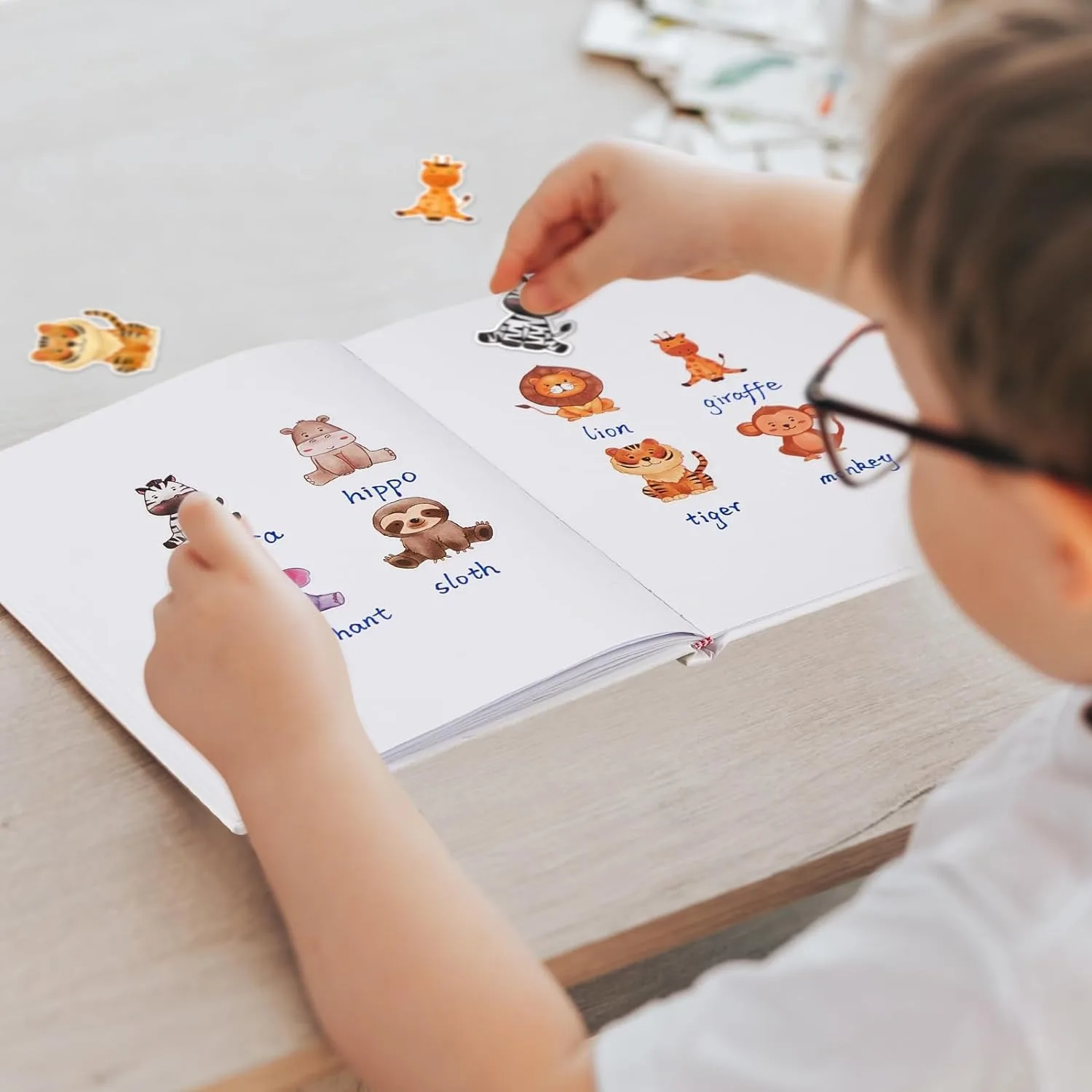 500Pcs /1 롤 2.5cm/1inch 여우 토끼 사자 호랑이 스티커 장식 선물 상자 스티커 라벨 편지지 스티커