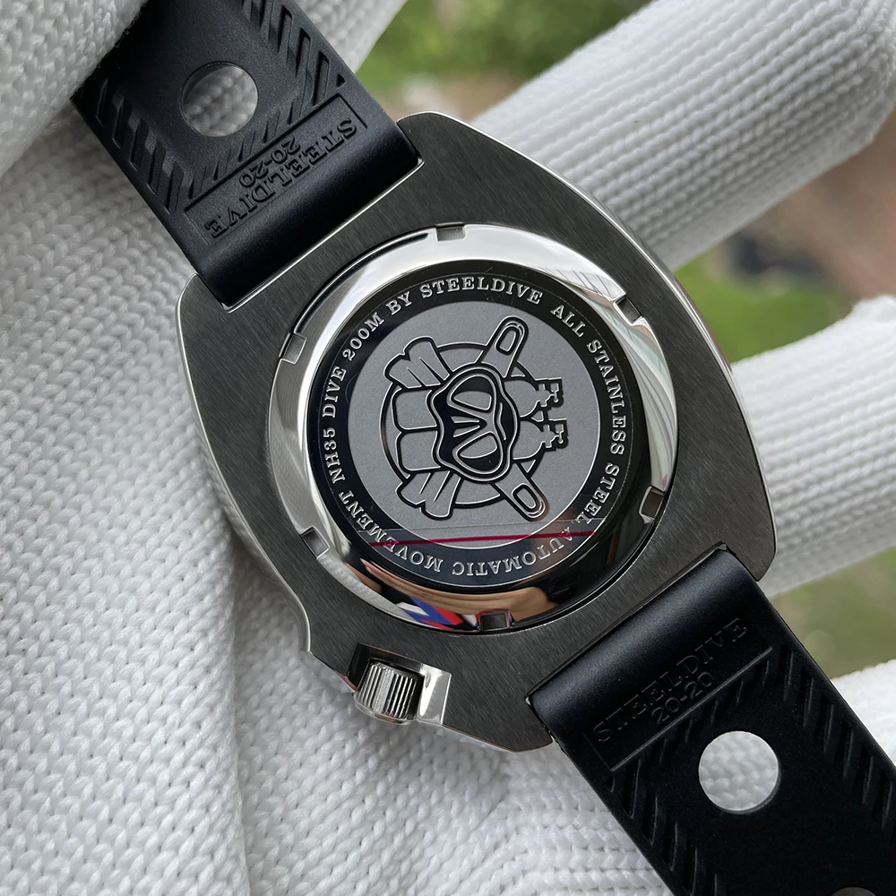 Steeldive SD1970 방수 AR 코팅 사파이어 유리 NH35 6105 거북이 자동 다이버 시계, 화이트 날짜 배경, 200M