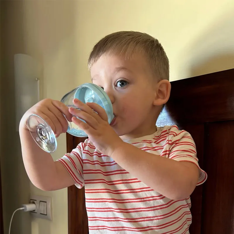 아기 수유 Drinkware 컵 신생아 학습 손 생크 병 실리콘 식기 유아 물병 아기 액세서리 잔