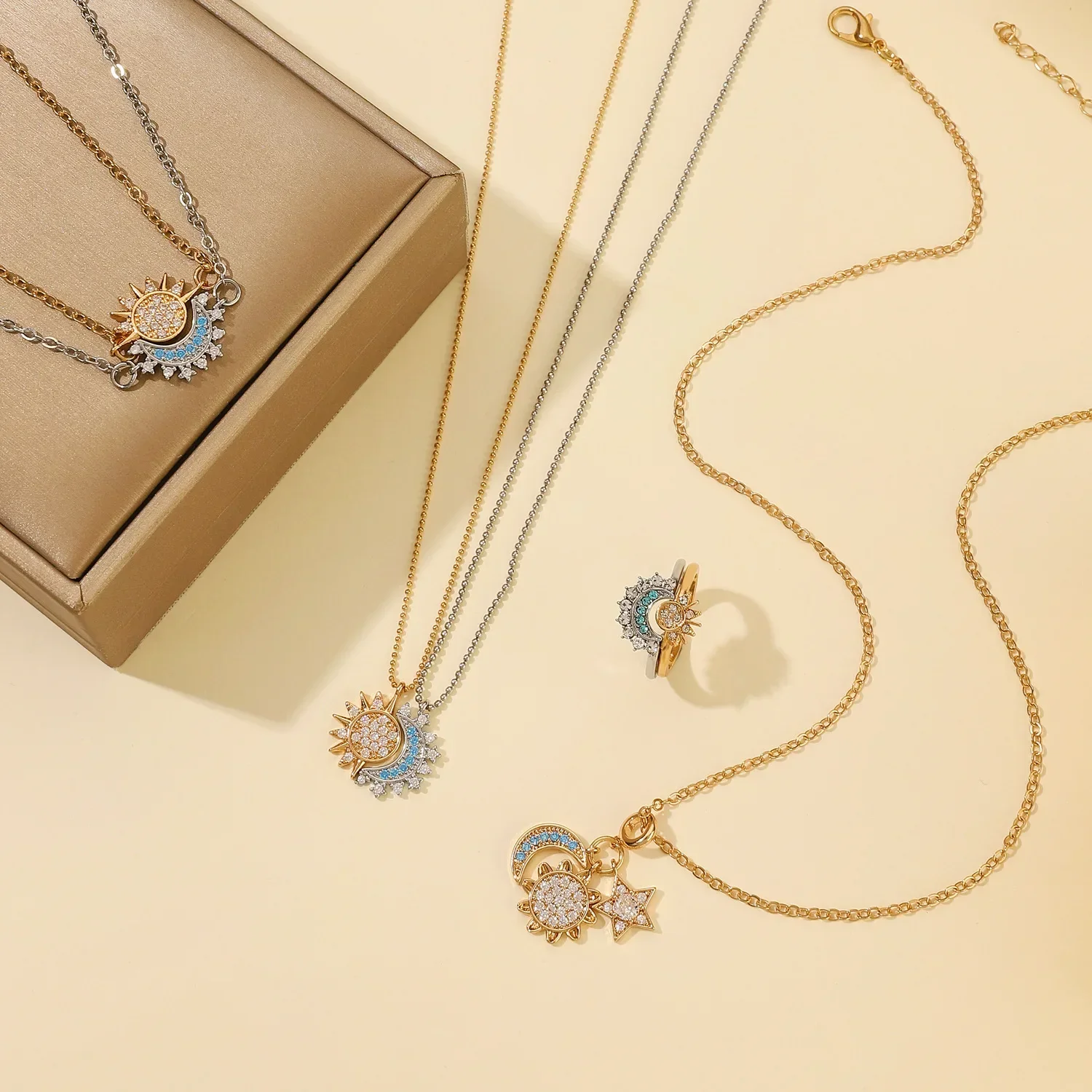 LATS 여성을위한 새로운 조정 가능한 쌓을 수있는 스파클링 문 썬 스타 반지 여자 커플 우아한 보석 세트 웨딩 파티 선물