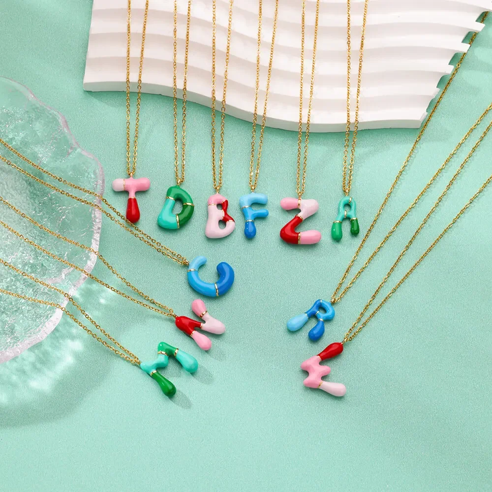 여성을위한 다채로운 도파민 초기 편지 목걸이 스테인레스 스틸 골드 컬러 체인 초커 매력 편지 목걸이 Boho Jewelry title=여성을위한 다채로운 도파민 초기 편지 목걸이 스테인레스 스틸 골드 컬러 체인 초커 매력 편지 목걸이 Boho Jewelry 