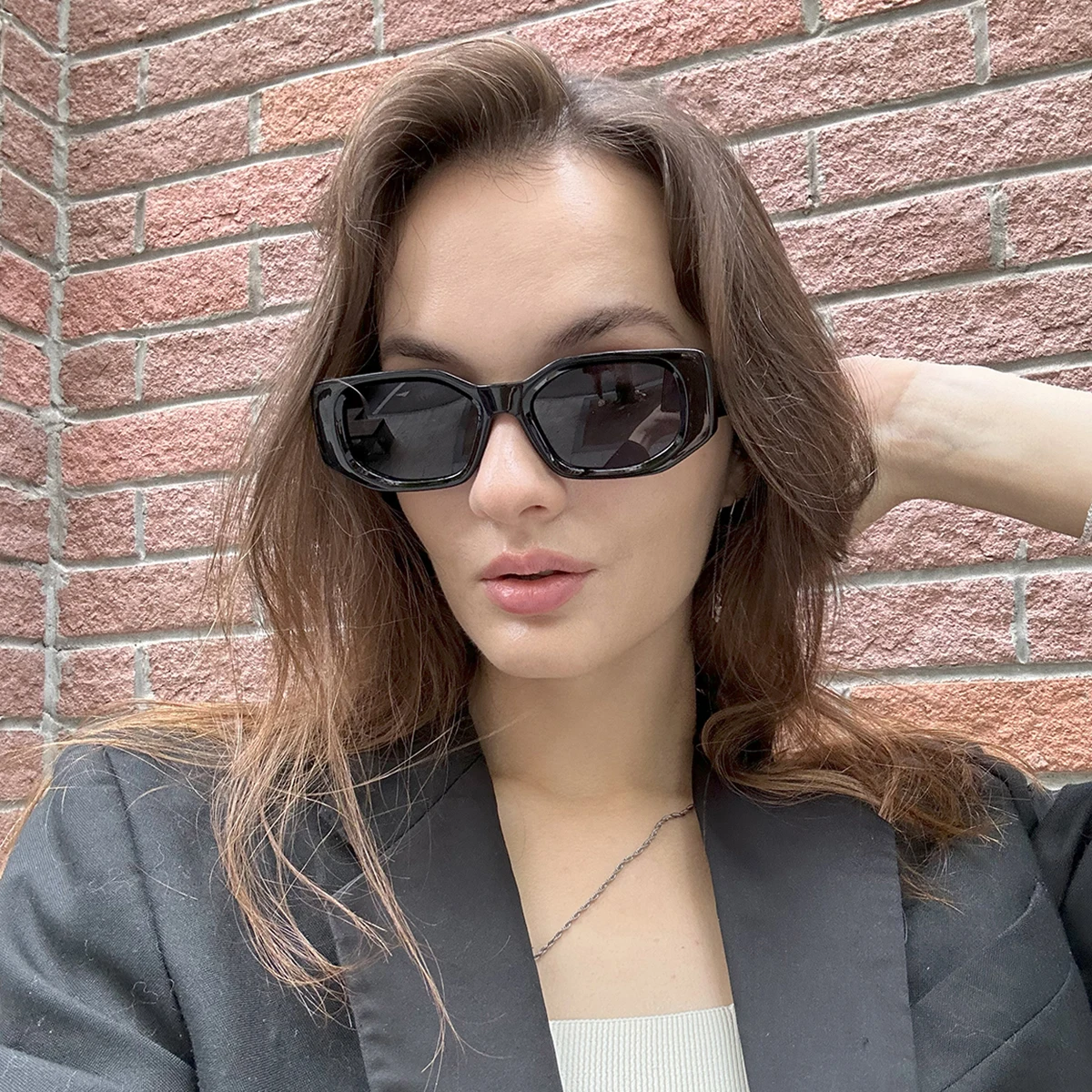 루이아오 2025 신상 블랙 클래식 레트로 디자이너 브랜드 오목 불규칙 두꺼운 프레임 남녀 패션 선글라스