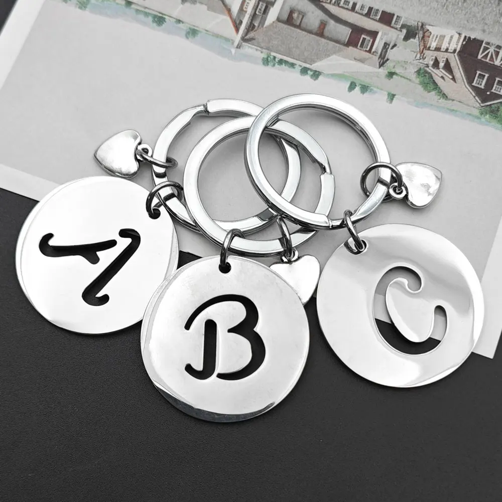 1PCS/2PCS 인기있는 A-Z 라운드 브랜드 스테인레스 스틸 키 체인 26 편지 열쇠 고리 펜던트 열쇠 고리 버클 체인 자동차 모토 선물