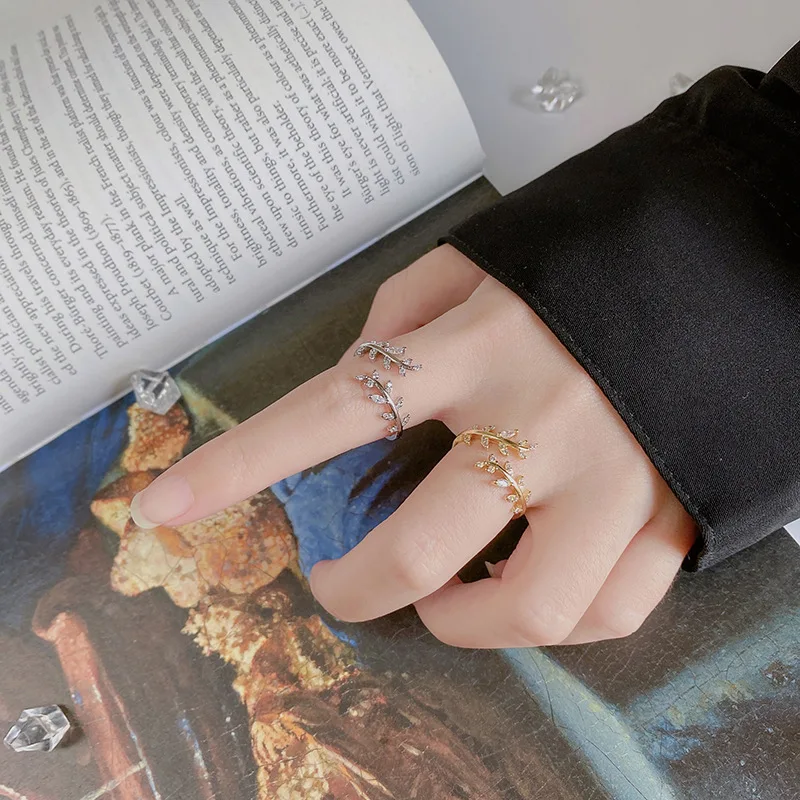 925 스털링 실버 골드 조정 가능한 지점 지르콘 여성 반지 웨딩 파인 쥬얼리 도매 제공