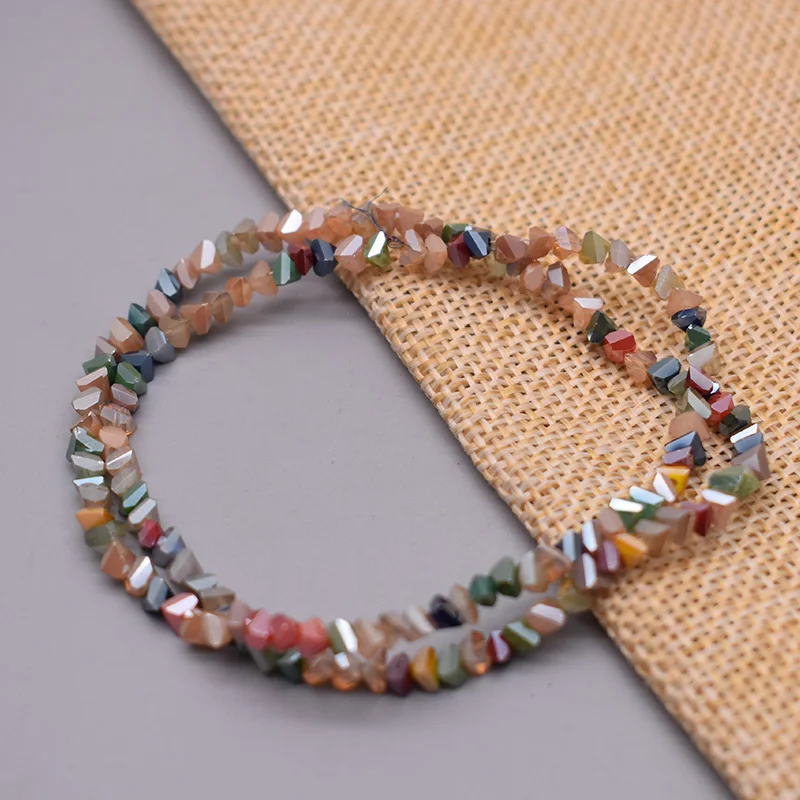 DIY 귀걸이 목걸이 제작용 삼각형 크리스탈 비즈, 매력적인 크리스탈 유리 루즈 비즈, 새로운 색상, 4mm, 130 개