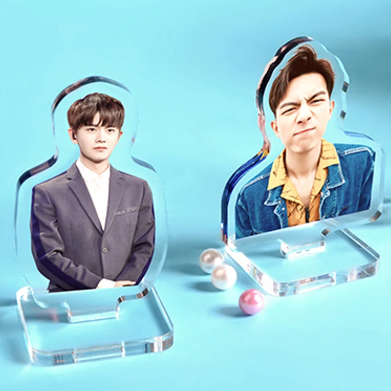 사용자 정의 그림 Standee 투명 아크릴 스탠드 만화 매력 게임 애니메이션 디자인 맞춤형 책상 장식 모델 키 체인 팬을위한 선물