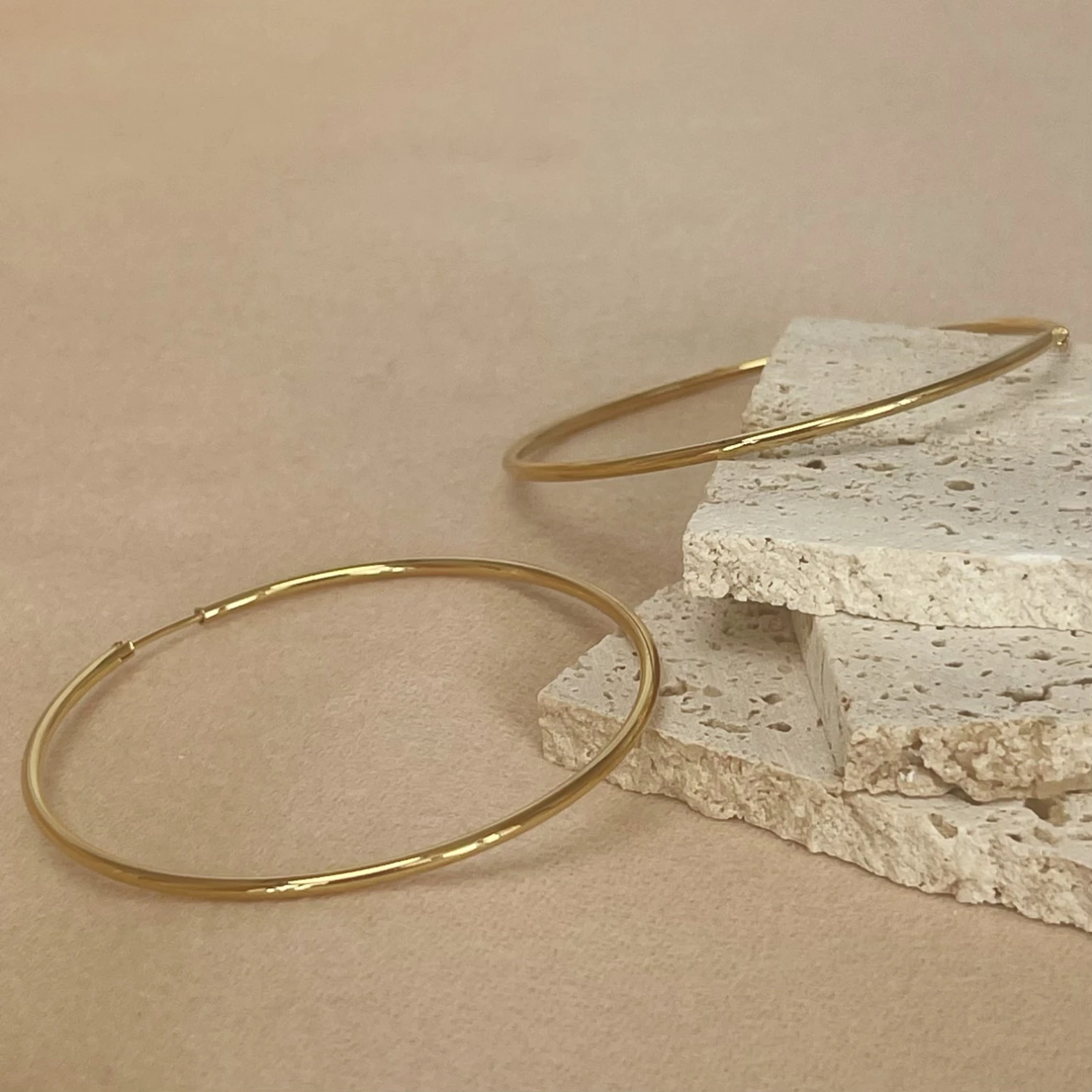 스테인레스 스틸 12-70mm 여성을위한 미니멀리스트 빅 서클 후프 귀걸이 트렌디 한 골드 컬러 금속 부드러운 라운드 귀걸이 쥬얼리