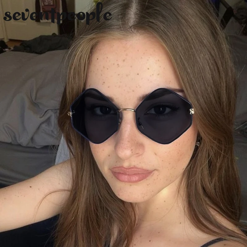 빈티지 Steampunk 다각형 선글라스 여성 2025 럭셔리 브랜드 클래식 육각형 태양 안경 숙녀 UV400에 대한 유행 운전 그늘