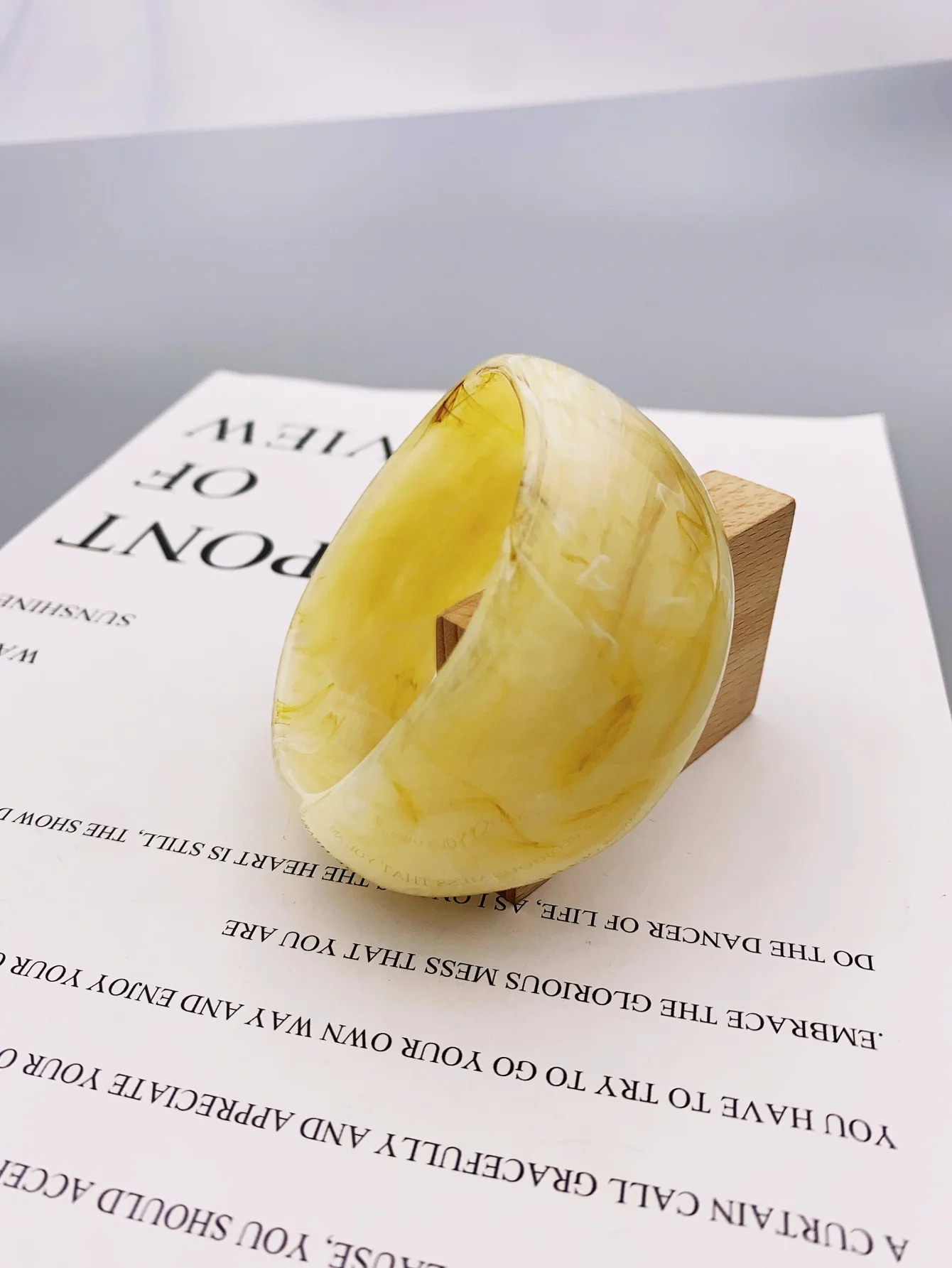 여성을 위한 대리석 패턴의 세련된 불규칙한 팔찌 여성용 팔찌