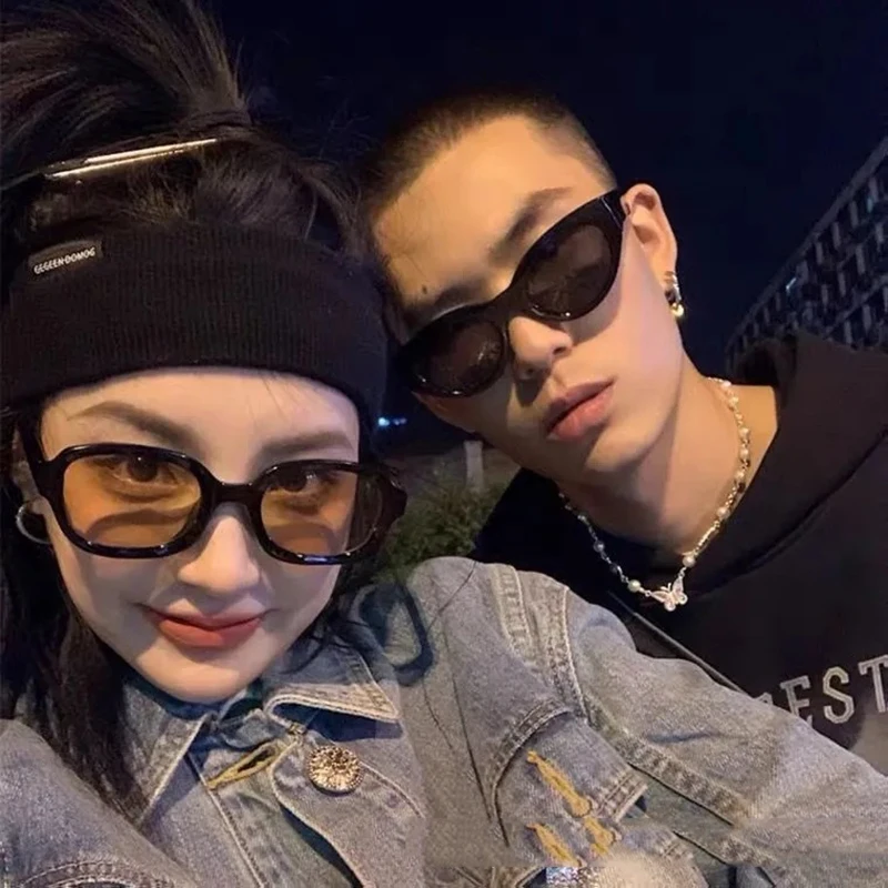 2022 새로운 패션 빈티지 선글라스 여성 브랜드 디자이너 레트로 사각형 태양 안경 여성 Ins 인기 타원 광장 안경