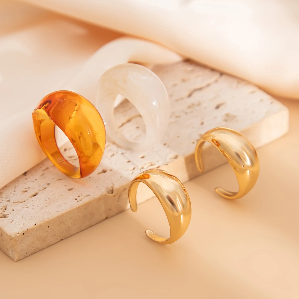 KunJoe 여성용 빈티지 부드러운 물방울 오픈 링, 보헤미아 다채로운 송진 아크릴 라운드 조인트 링, 디자인 쥬얼리, 세트당 4 개