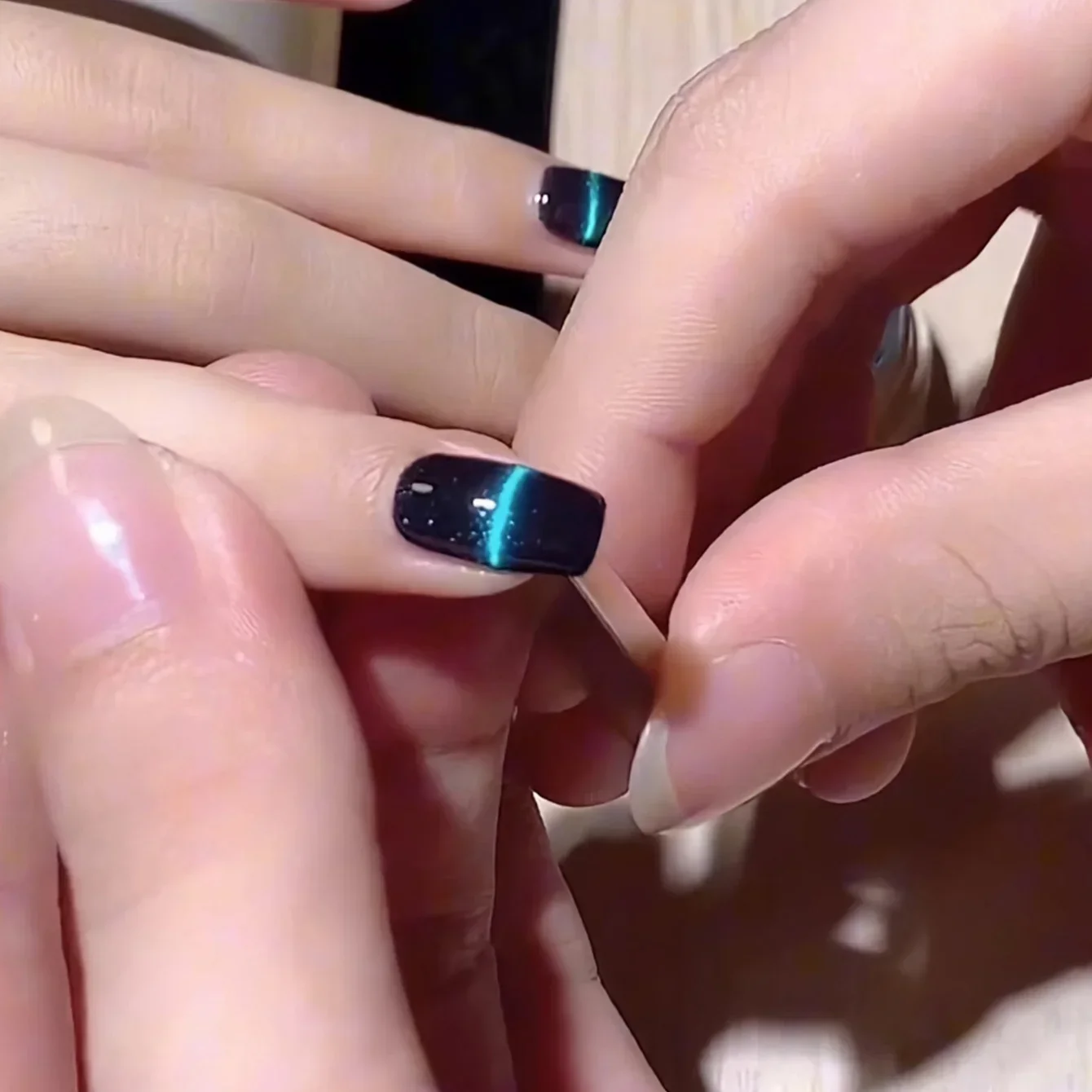 네일 아트 마그네틱 펜 3D 고양이 눈 페인팅 네일 아트 디자인 듀얼 엔드 자석 완드 젤 폴란드어 매직 매니큐어 DIY & 살롱 도구