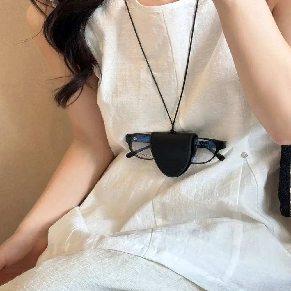 끈이 달린 PU 가죽 선글라스 보관 가방 단색 ​​선글라스 주머니 내구성이 뛰어난 휴대용 교수형 선글라스