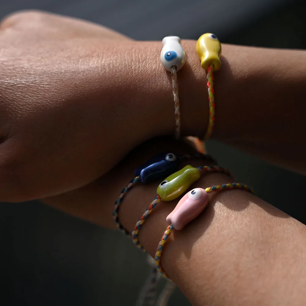 세라믹 물고기 우븐 태슬 우정 팔찌, 세련되고 보호 주얼리 액세서리 5 개 세트