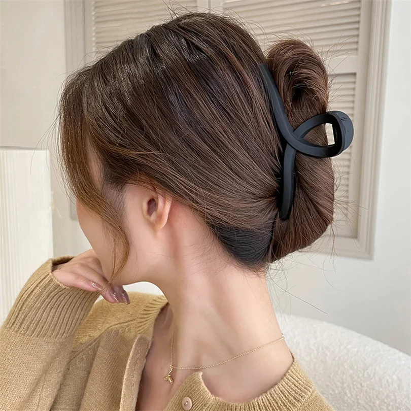 바레트 패션 여성 아크릴 머리 발톱 클립 헤어 액세서리 헤어핀 숙녀 헤어 그립 모자를 쓰고 있죠 소녀 장식품 크랩 밴드 title=바레트 패션 여성 아크릴 머리 발톱 클립 헤어 액세서리 헤어핀 숙녀 헤어 그립 모자를 쓰고 있죠 소녀 장식품 크랩 밴드 