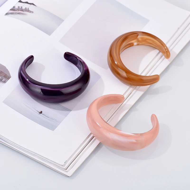 빈티지 보헤미안 수지 팔목 매력 팔찌 여성을위한 팔찌 패션 쥬얼리 아크릴 와이드 오픈 손목 기하학 팔찌 Pulseras